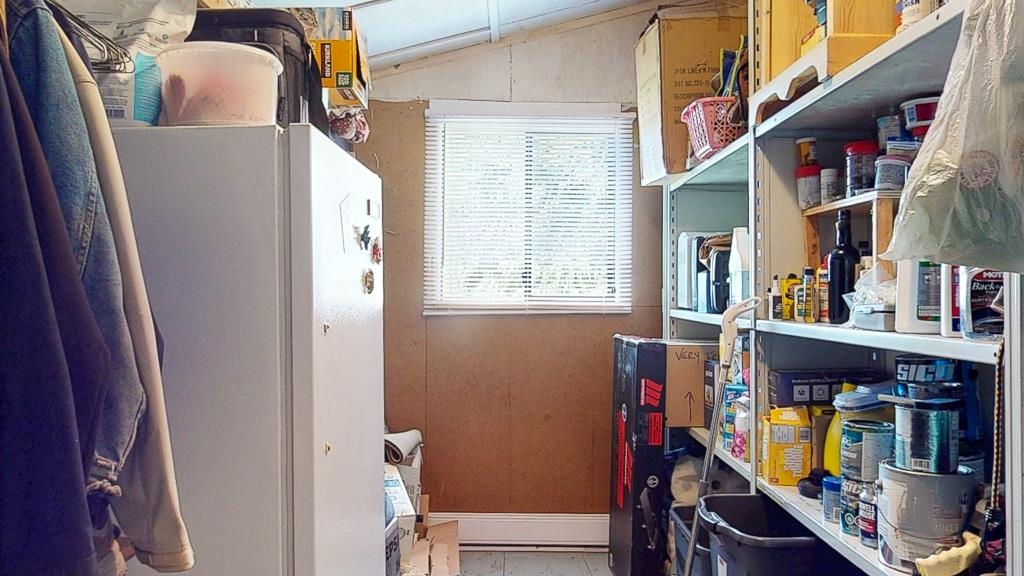 Loft / Bonus Room Photo of 5223 Wesjac Road, Madeira Park, BC