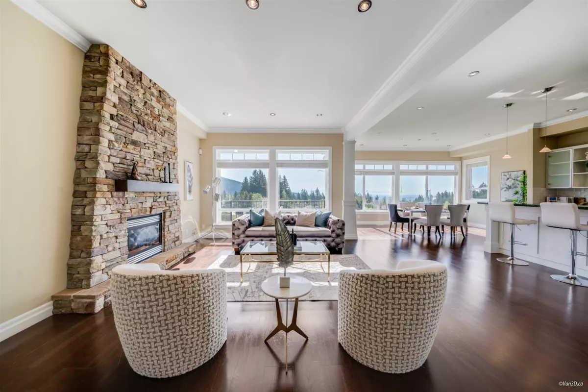 Dining Area Photo of 3235 Chartwell Lane, Coquitlam, BC