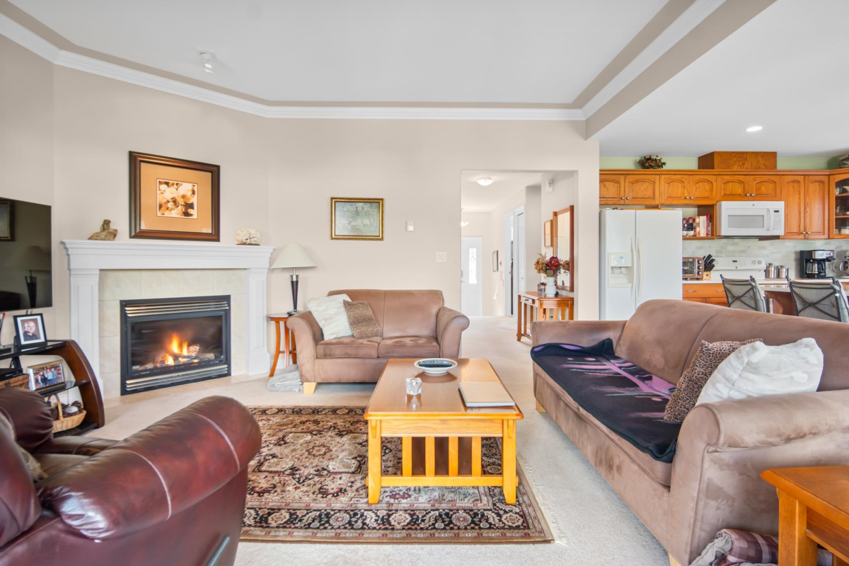 Primary Bedroom Photo of 8 349 Walnut Avenue, Harrison Hot Springs, BC