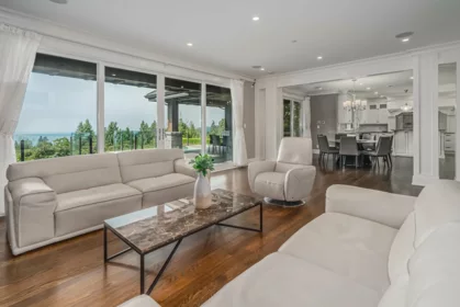 Dining Area Photo of 2638 Queens Avenue, West Vancouver, BC