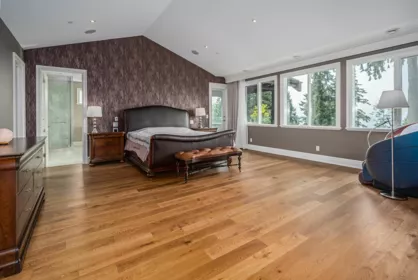 Entry Foyer Photo of 2638 Queens Avenue, West Vancouver, BC