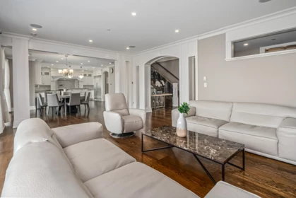 Family Room Photo of 2638 Queens Avenue, West Vancouver, BC