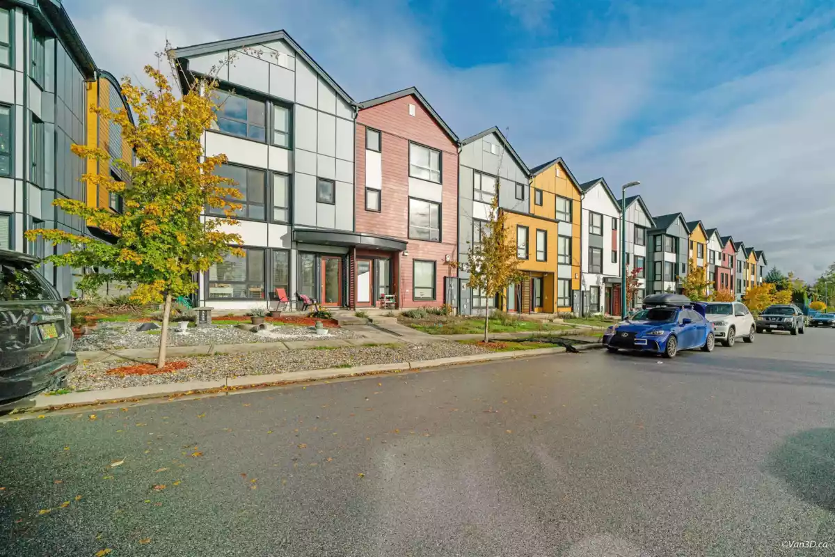 Bedroom 4 Photo of 102 3423 Roxton Avenue, Coquitlam, BC