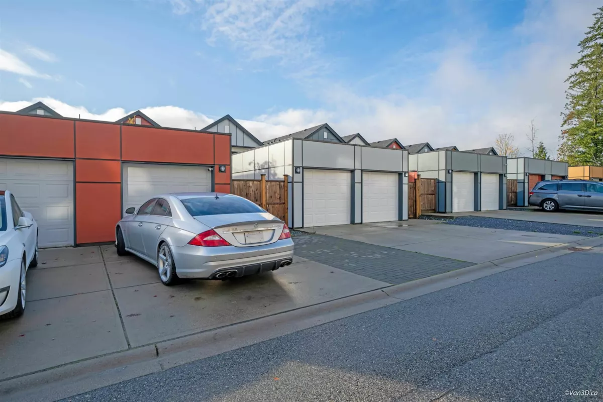 Powder Room Photo of 102 3423 Roxton Avenue, Coquitlam, BC