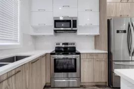 102 3423 Roxton Avenue, Coquitlam, BC