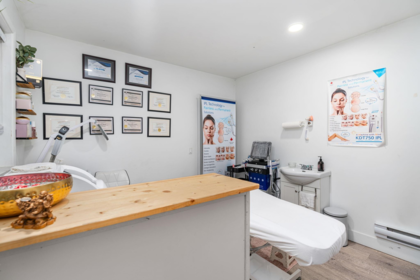 Garage Interior Photo of 15646 96 Avenue, Surrey, BC