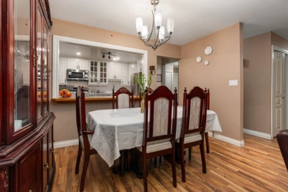Walk-In Closet Photo of 15646 96 Avenue, Surrey, BC