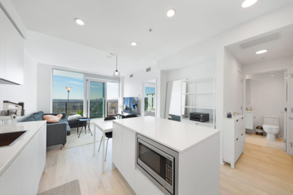 2408 3809 Evergreen Place, Burnaby, BC, Burnaby — Apartment/Condo for sale