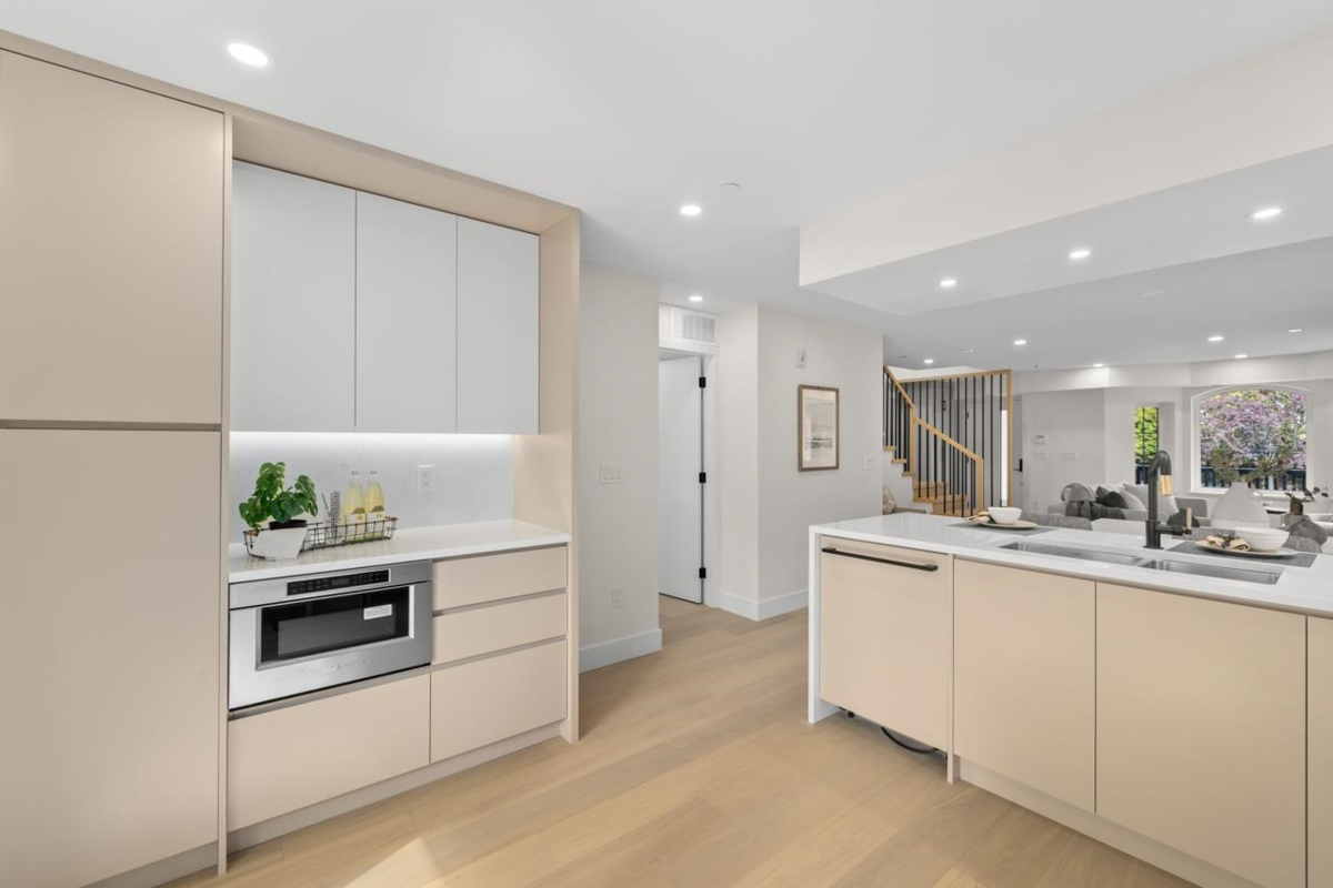 Bedroom 2 Photo of 2436 W 49th Avenue, Vancouver, BC