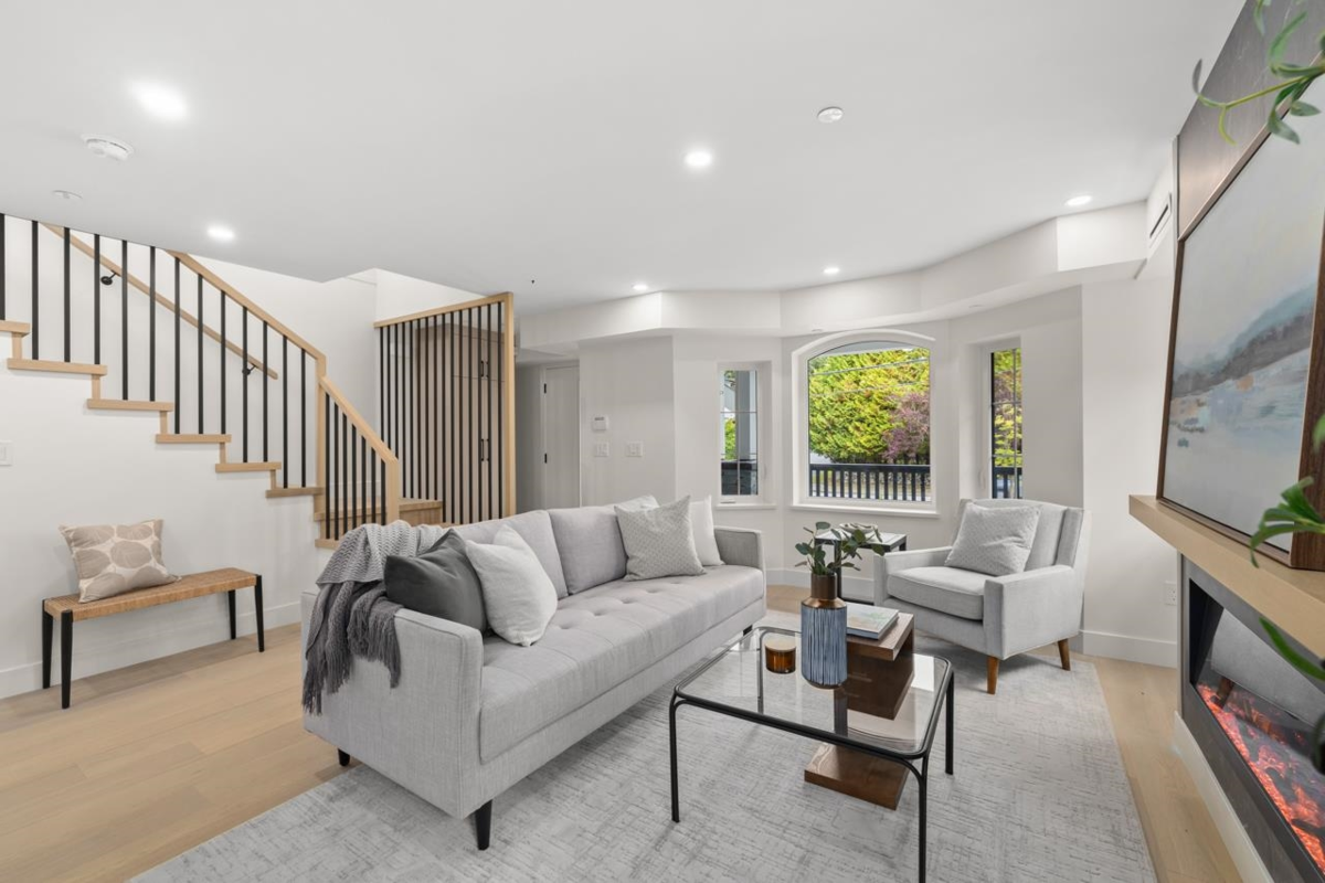 Family Room Photo of 2436 W 49th Avenue, Vancouver, BC