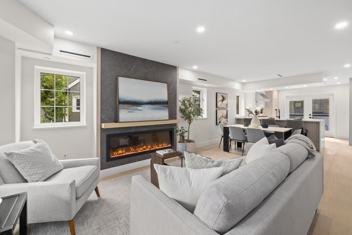 Living Room Photo of 2436 W 49th Avenue, Vancouver, BC