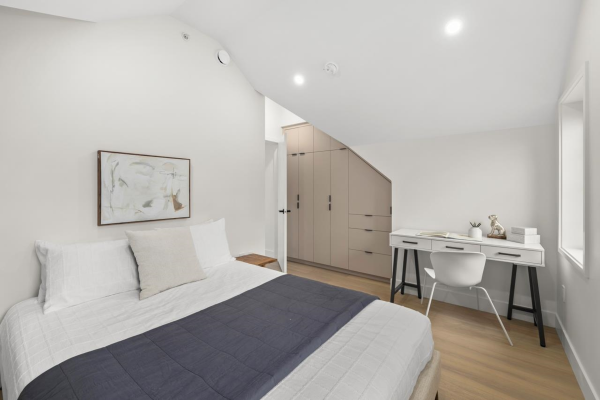 Outdoor Deck Photo of 2436 W 49th Avenue, Vancouver, BC