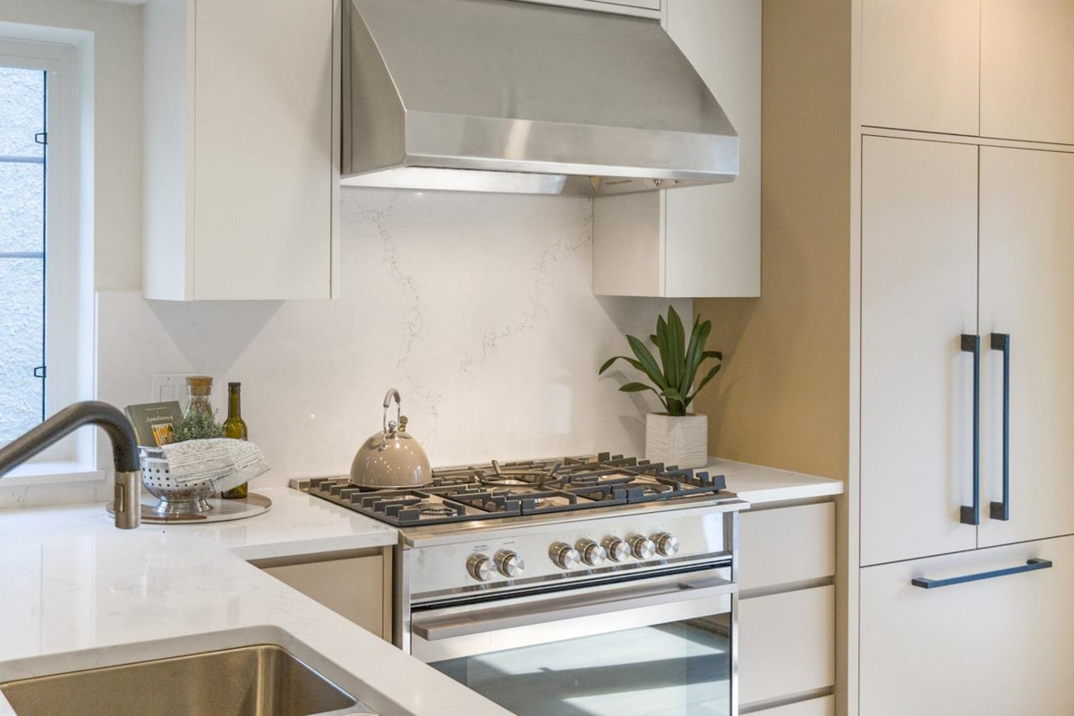 Primary Bathroom Photo of 2436 W 49th Avenue, Vancouver, BC