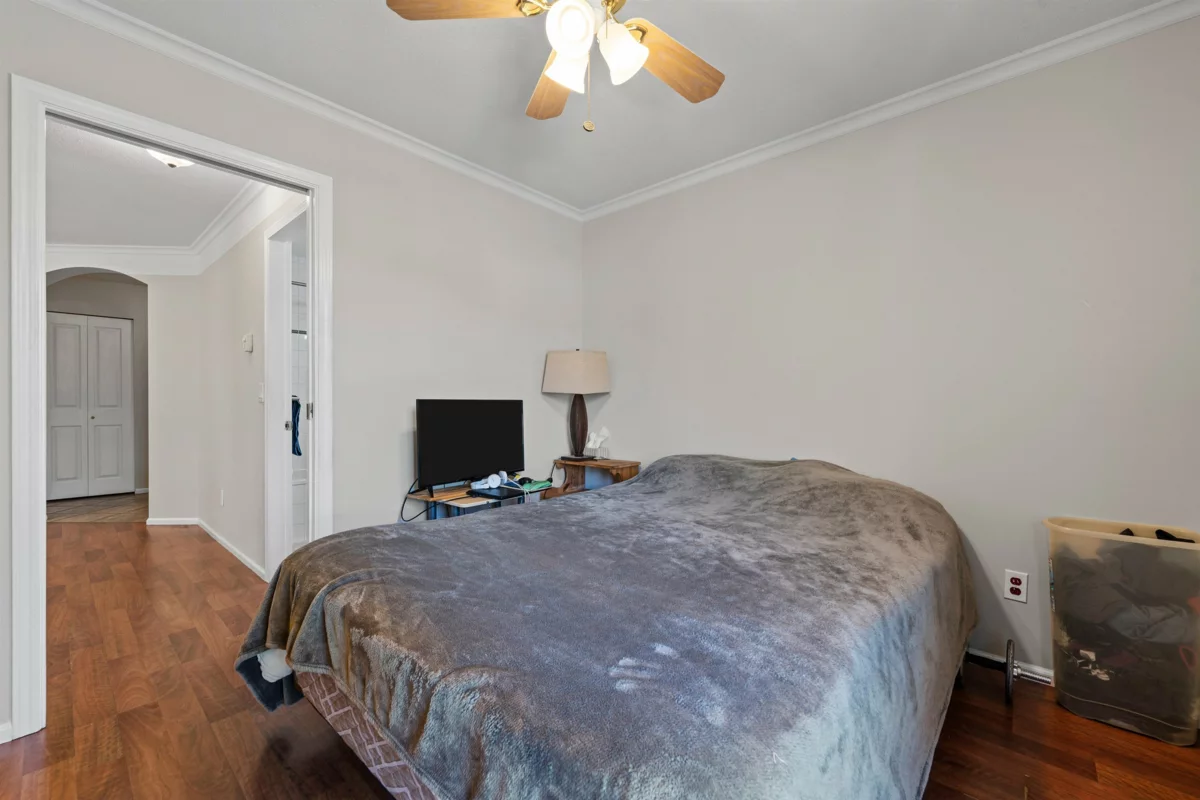 Basement Recreation Room Photo of 326 19750 64 Avenue, Langley, BC