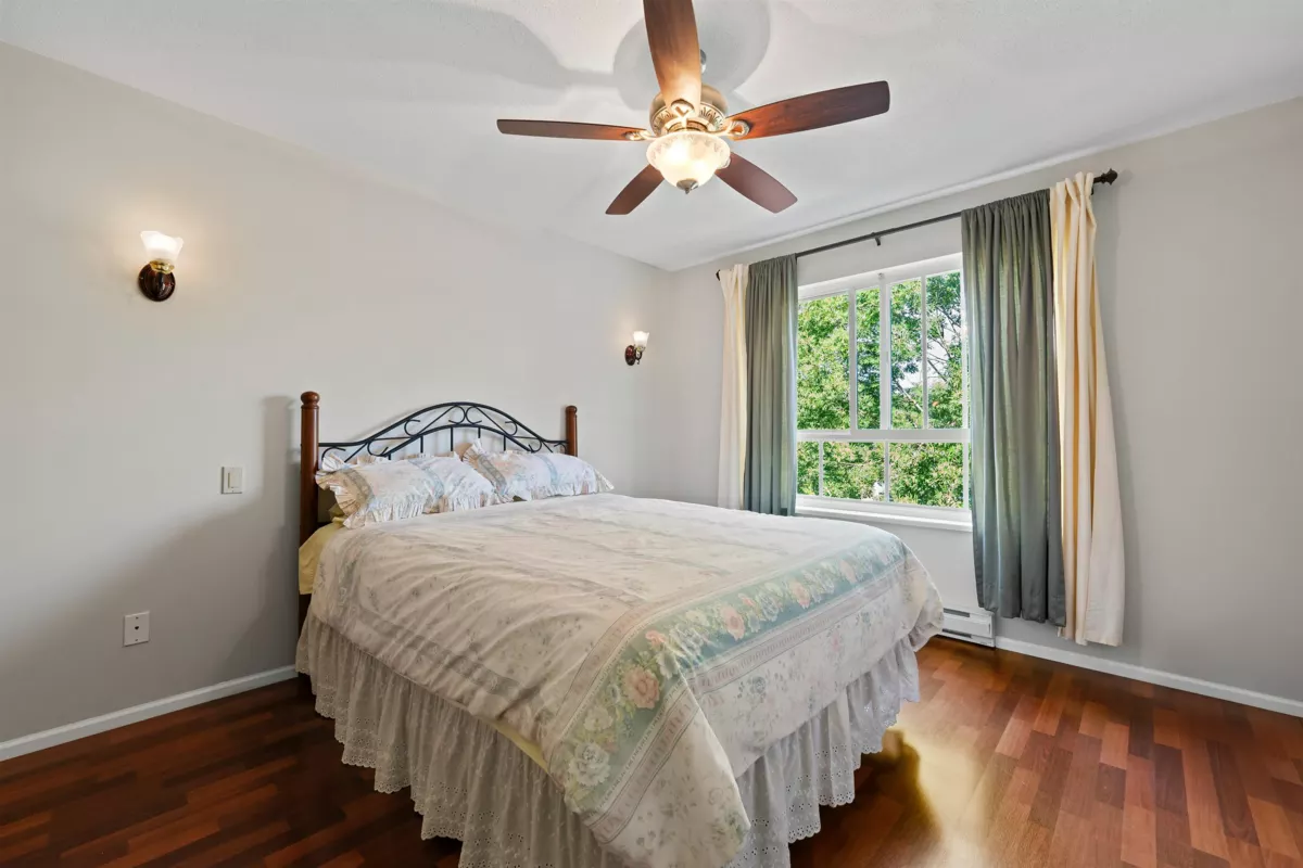 Office / Den Photo of 326 19750 64 Avenue, Langley, BC