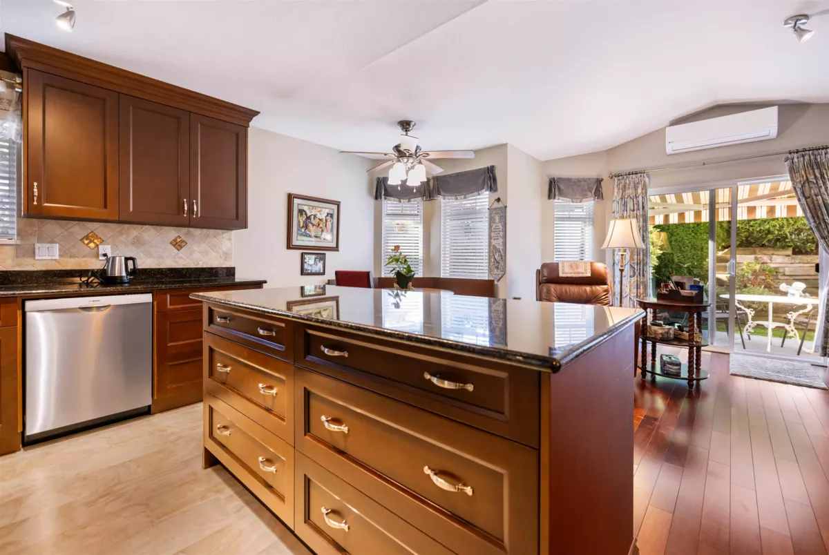 Bedroom 3 Photo of 58 9208 208 Street, Langley, BC