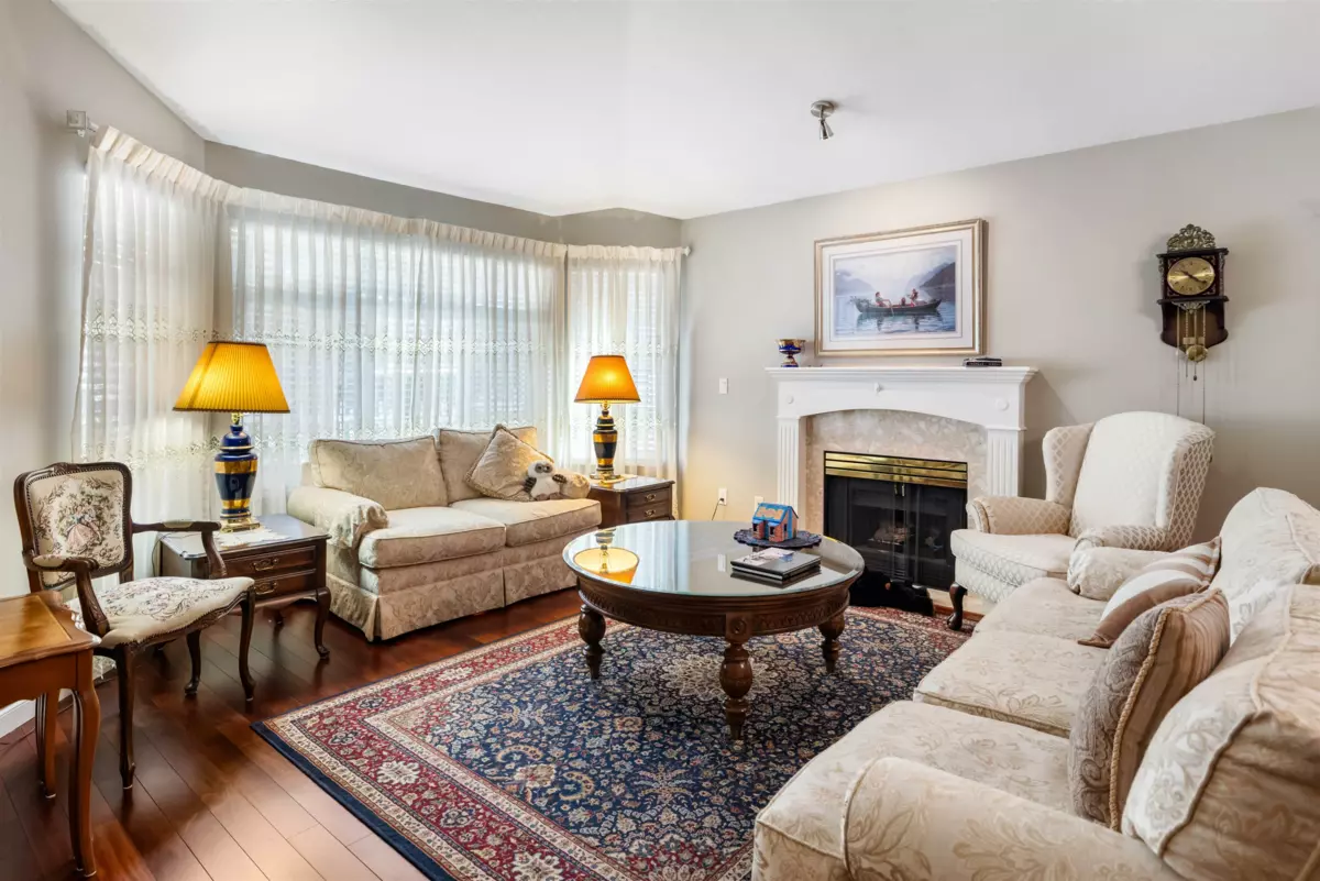 Dining Area Photo of 58 9208 208 Street, Langley, BC
