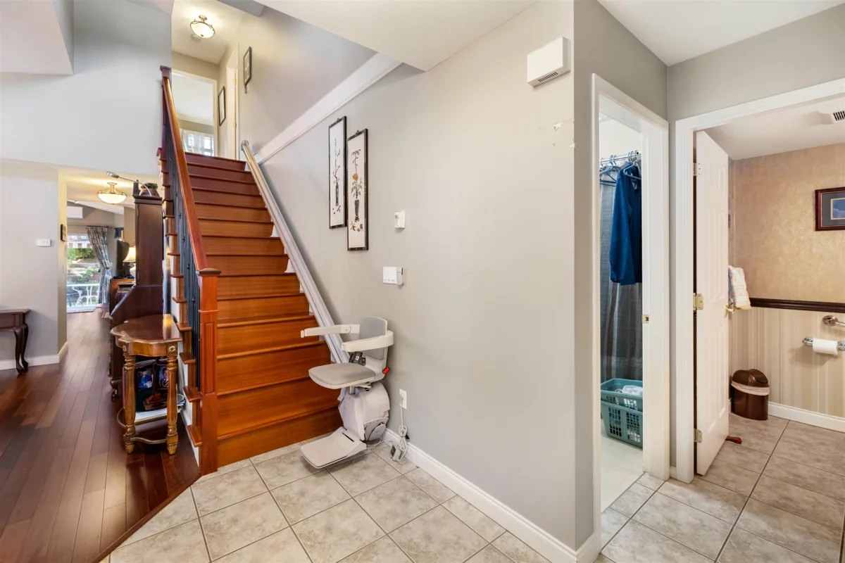 Entry Foyer Photo of 58 9208 208 Street, Langley, BC
