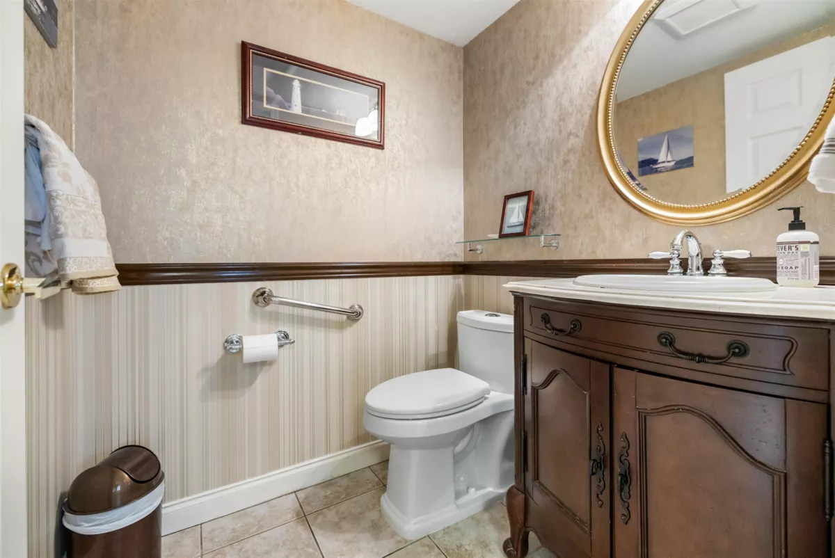 Front Yard Photo of 58 9208 208 Street, Langley, BC