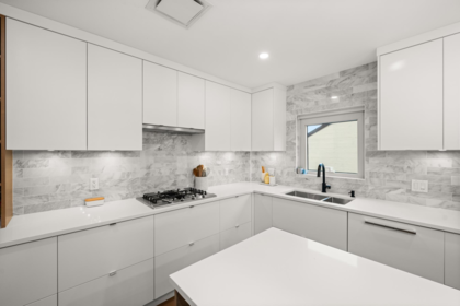 Mudroom Photo of 401 2687 Maple Street, Vancouver, BC