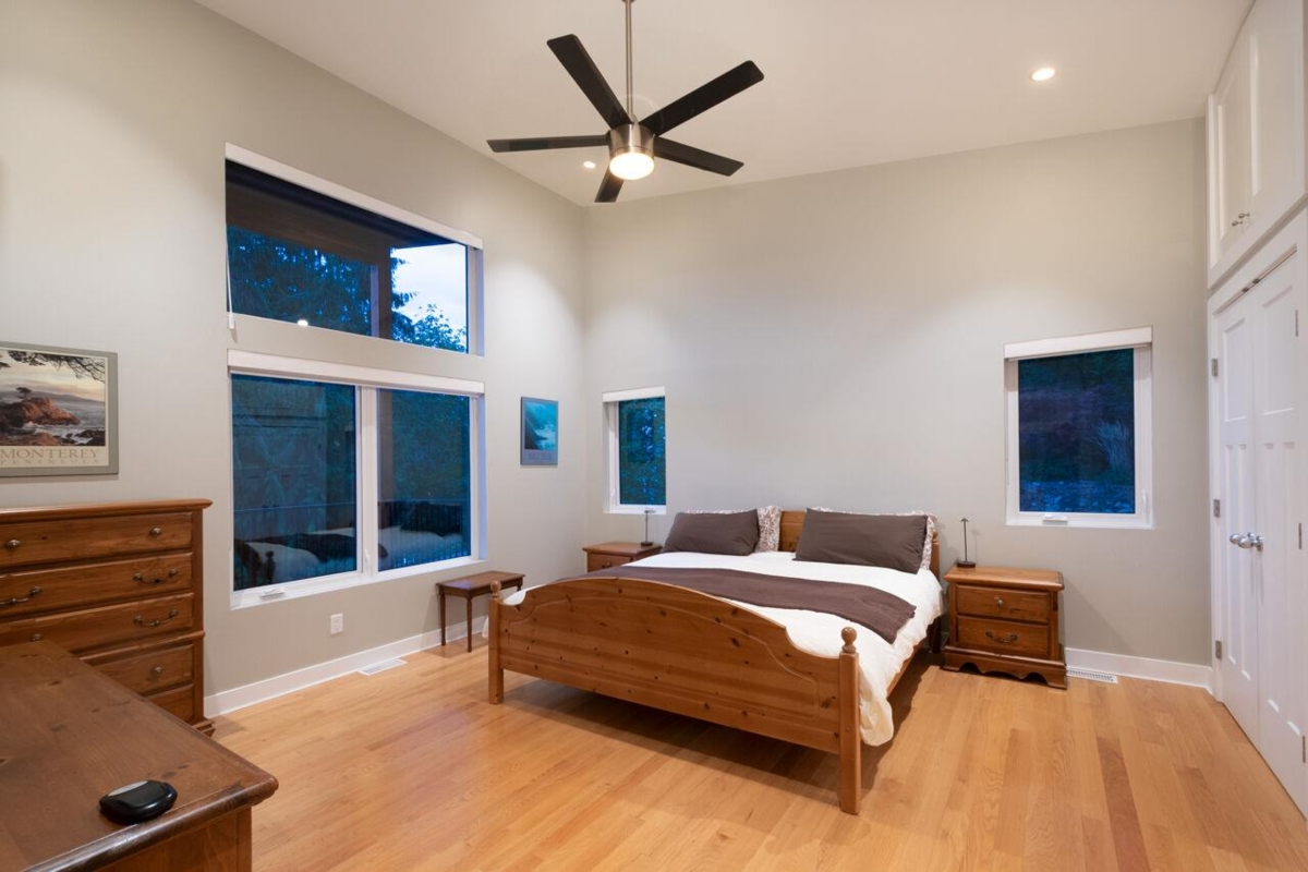 Basement Recreation Room Photo of 3642 Bedwell Bay Road, Belcarra, BC