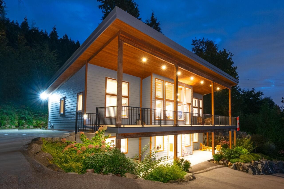 Living Room Photo of 3642 Bedwell Bay Road, Belcarra, BC