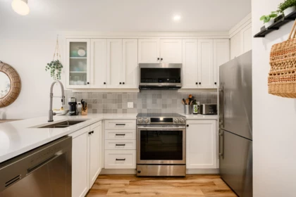302 2333 Eton Street, Vancouver, BC, Vancouver — Apartment/Condo for sale