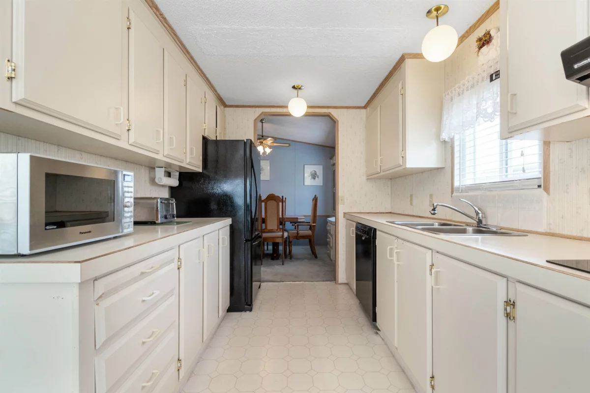 Breakfast Nook Photo of 76 6035 Vedder Road, Chilliwack, BC