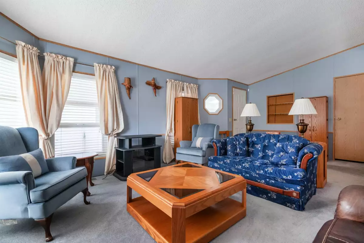 Dining Area Photo of 76 6035 Vedder Road, Chilliwack, BC
