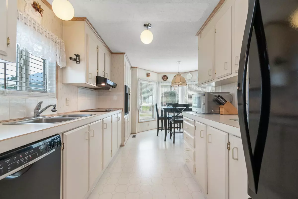 Primary Bedroom Photo of 76 6035 Vedder Road, Chilliwack, BC