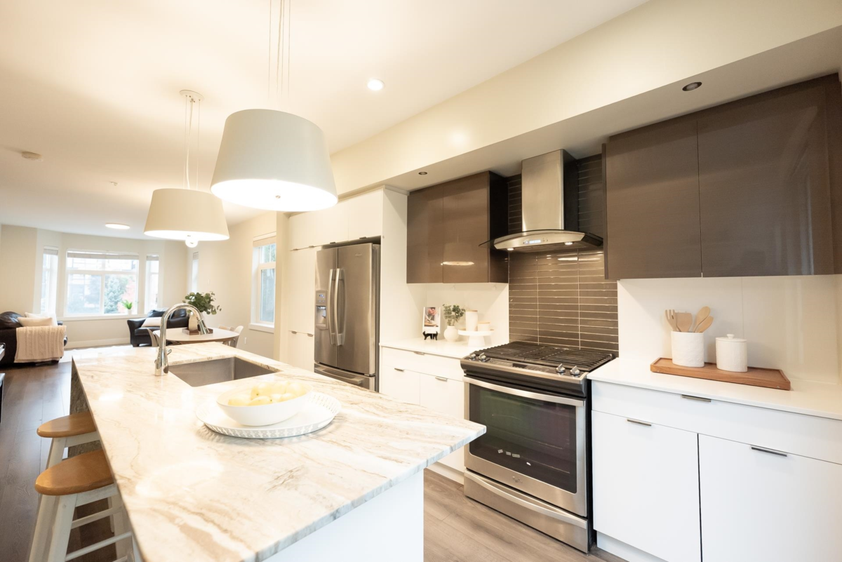 Kitchen Photo of 33 20852 77a Avenue, Langley, BC