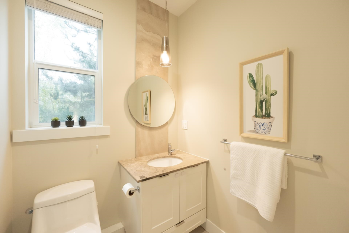 Laundry Room Photo of 33 20852 77a Avenue, Langley, BC