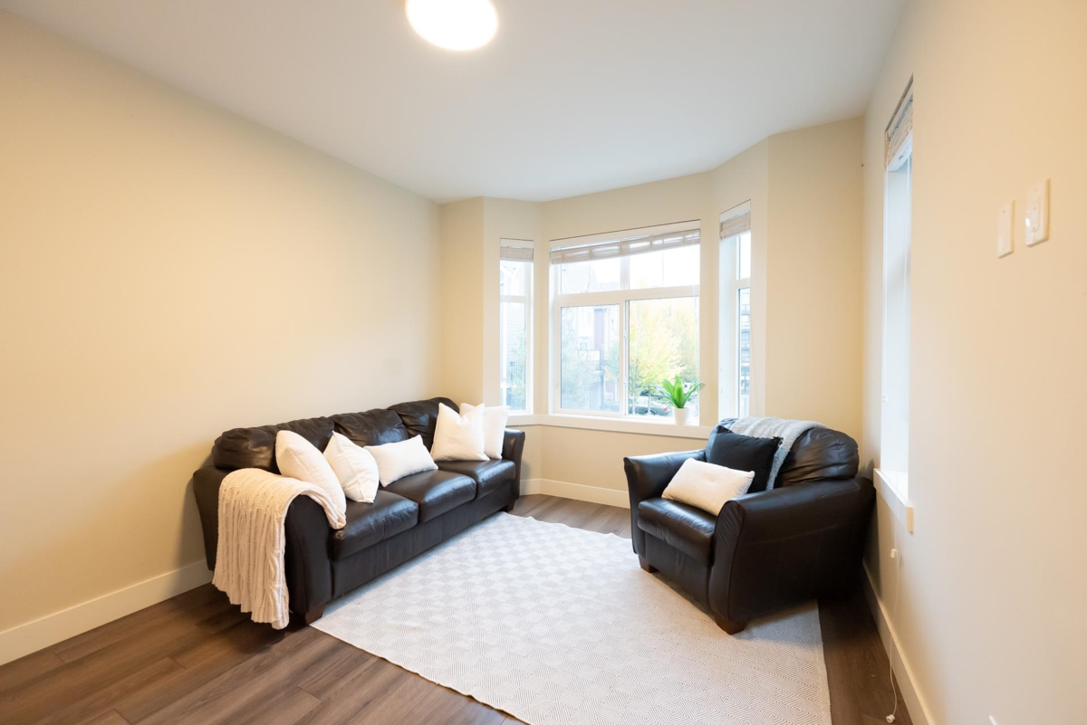 Powder Room Photo of 33 20852 77a Avenue, Langley, BC