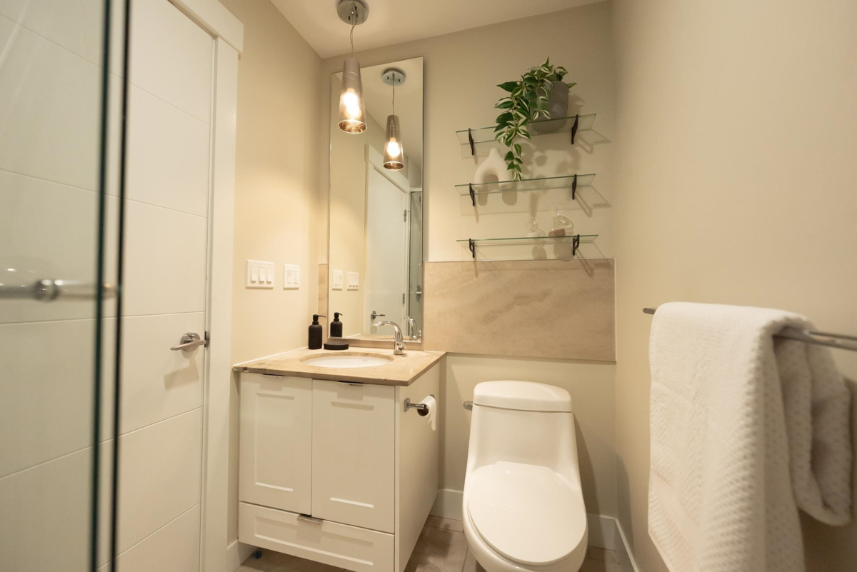 Swimming Pool Photo of 33 20852 77a Avenue, Langley, BC