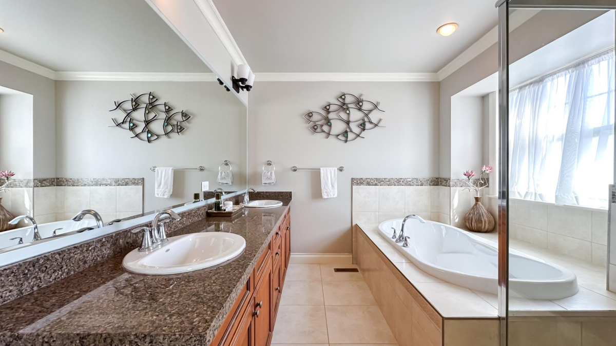 Entry Foyer Photo of 5487 Hardwick Street, Burnaby, BC