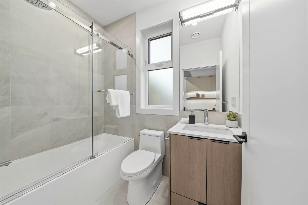 Bedroom 3 Photo of 323 N Kamloops Street, Vancouver, BC