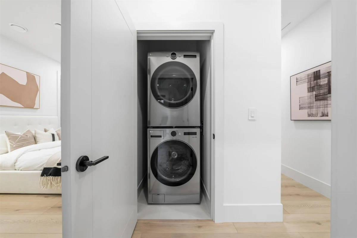 Office / Den Photo of 323 N Kamloops Street, Vancouver, BC