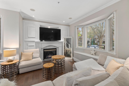 3135 Sunnyhurst Road, North Vancouver, BC, North Vancouver — Townhouse for sale