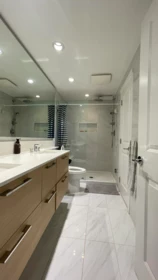 Primary Bathroom Photo of 1208 6700 Dunblane Avenue, Burnaby, BC