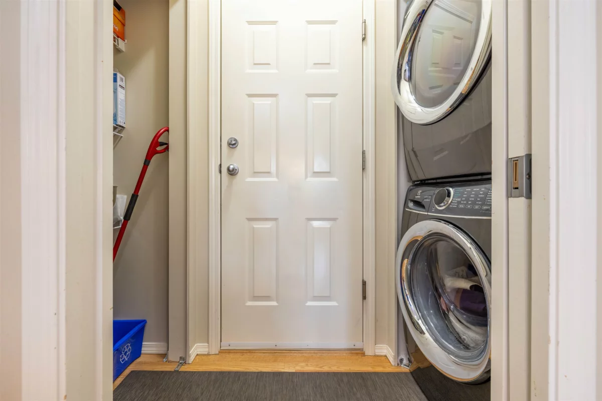 Bedroom 2 Photo of 15638 33 Avenue, Surrey, BC