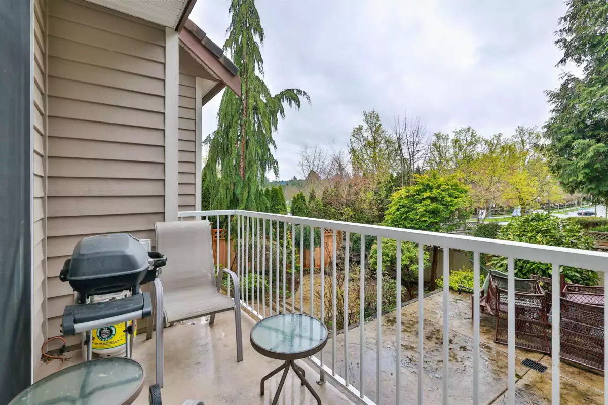 Garden / Landscaping Photo of 15638 33 Avenue, Surrey, BC