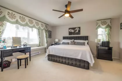 Guest Bathroom Photo of 15638 33 Avenue, Surrey, BC