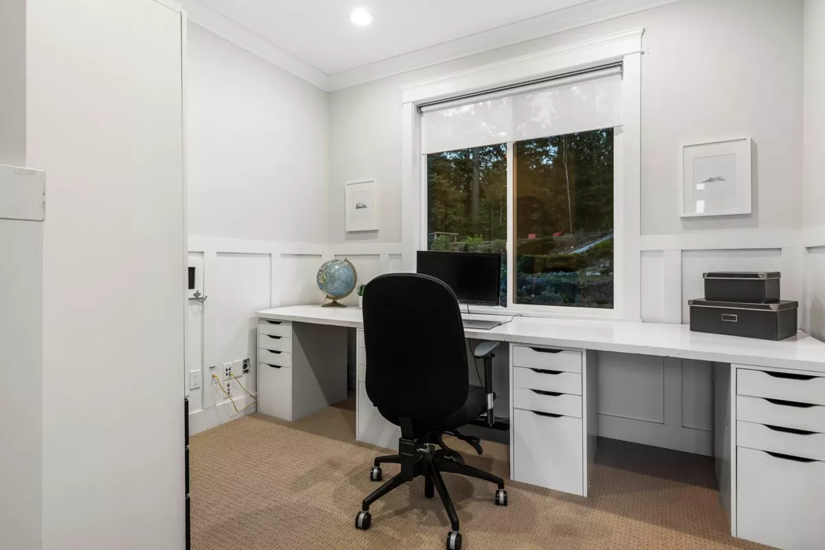 Guest Bathroom Photo of 6027 Dunkerley Road, Abbotsford, BC