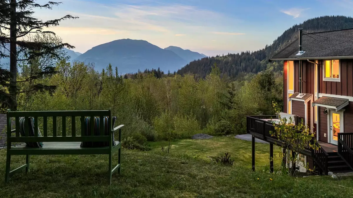 Outdoor Kitchen Photo of 6027 Dunkerley Road, Abbotsford, BC