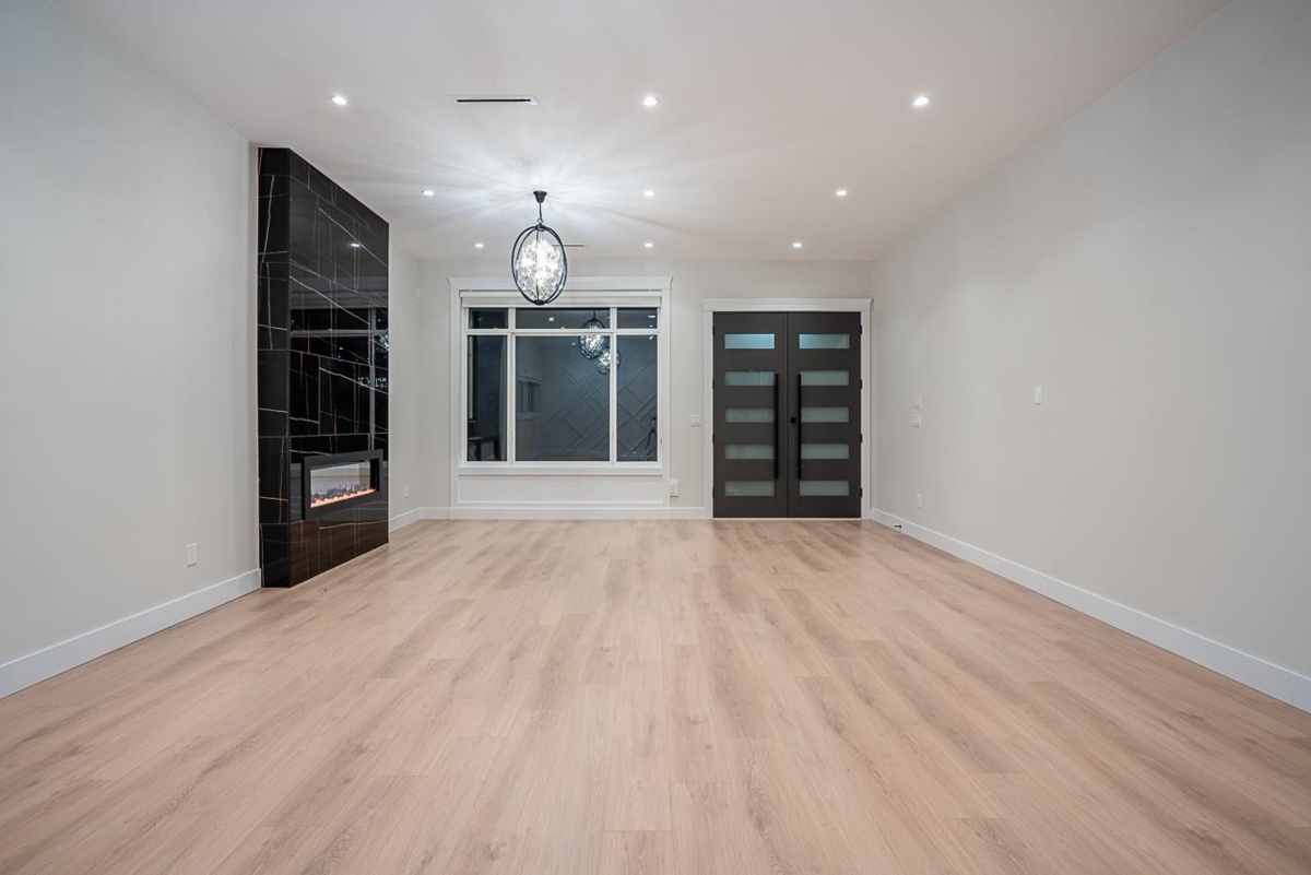 Dining Area Photo of 10671 127a Street, Surrey, BC