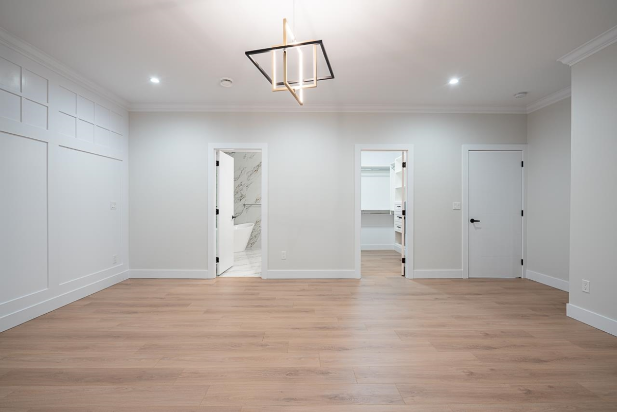 Mudroom Photo of 10671 127a Street, Surrey, BC