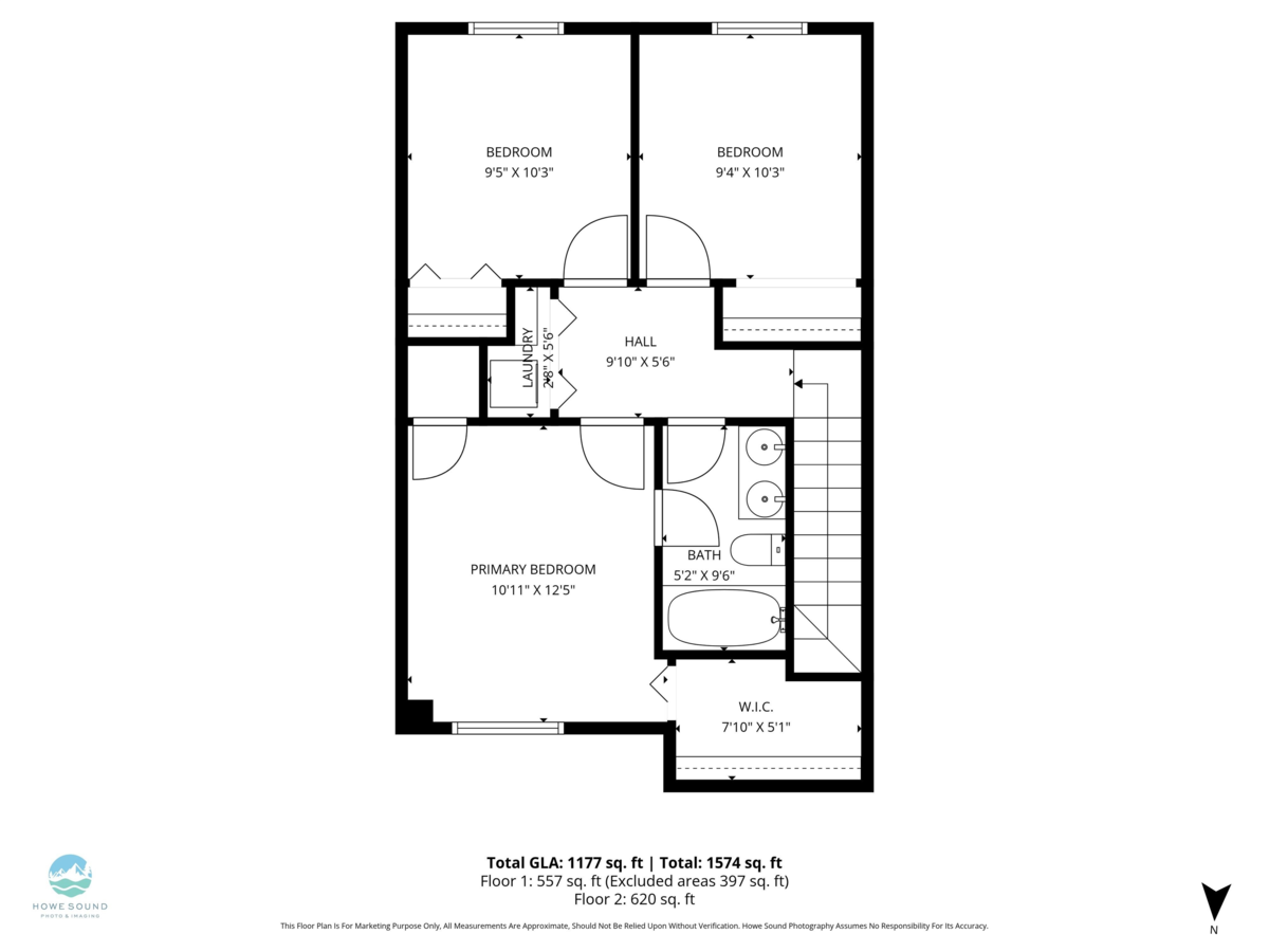 Kitchen Island Photo of 34 39920 Government Road, Squamish, BC