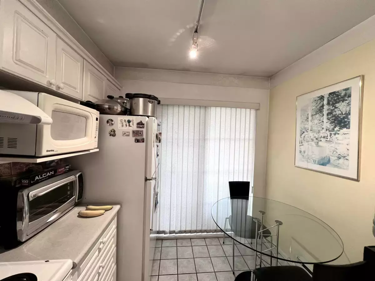 Dining Area Photo of 11 7488 Salisbury Avenue, Burnaby, BC