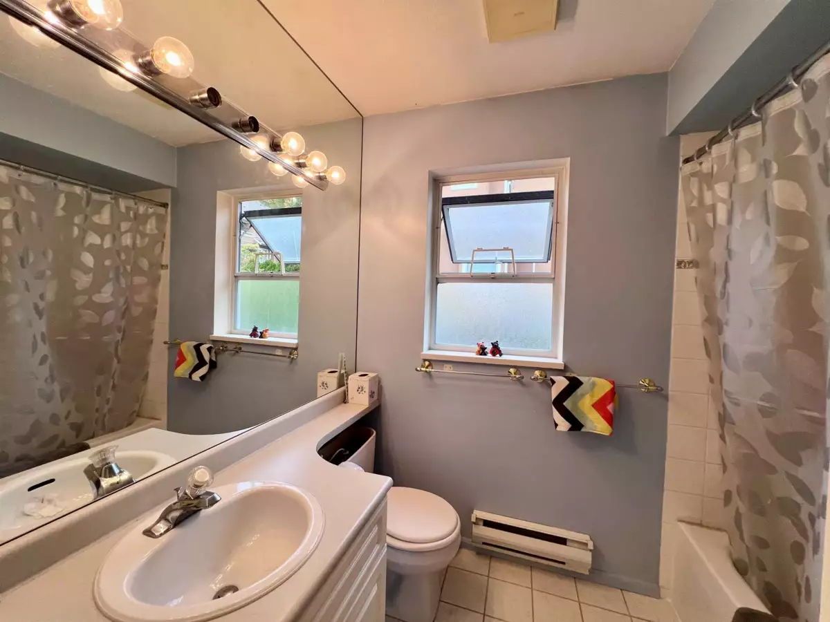 Primary Bedroom Photo of 11 7488 Salisbury Avenue, Burnaby, BC