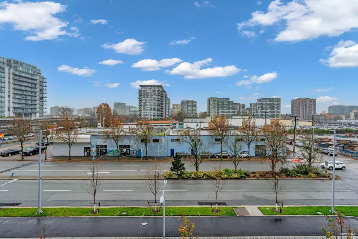 Living Room Photo of 405 7977 Lansdowne Road, Richmond, BC